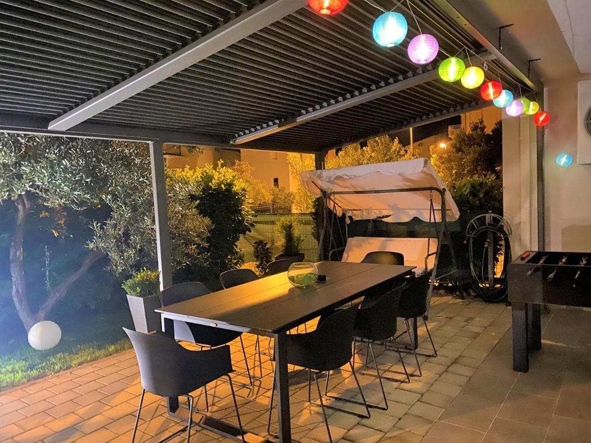 Lux Apartment Sea Shell With Jacuzzi Makarska Bagian luar foto