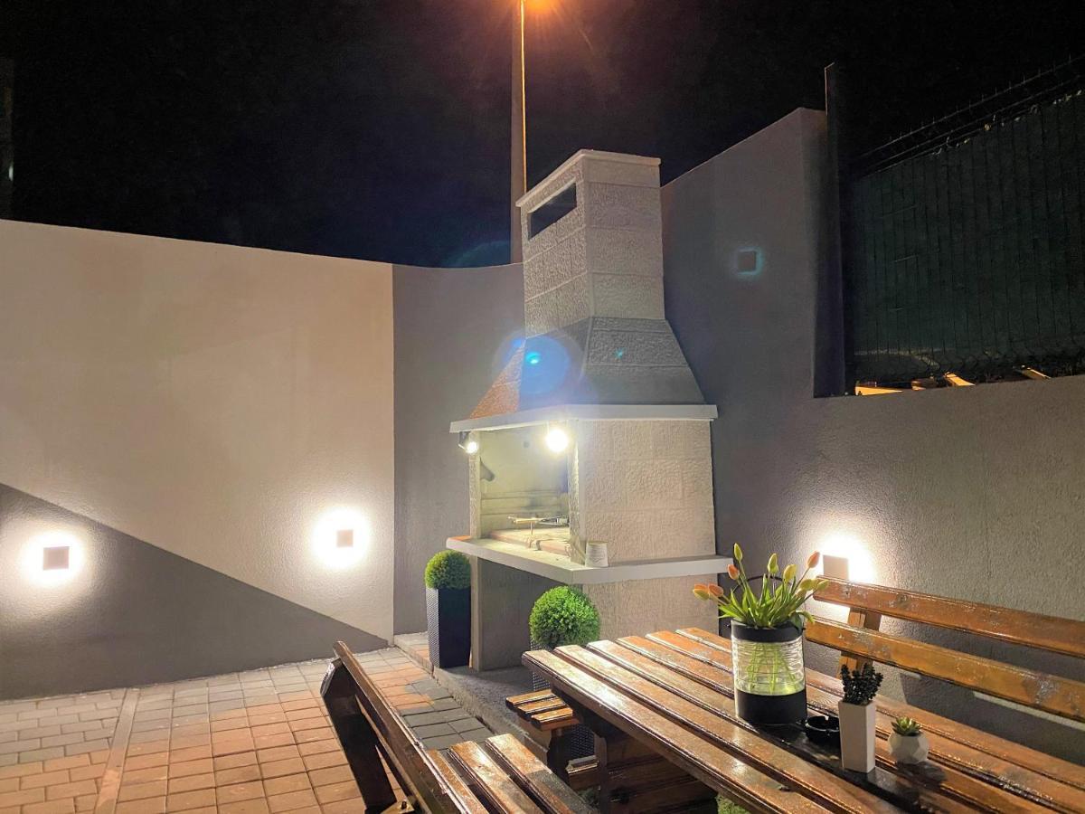Lux Apartment Sea Shell With Jacuzzi Makarska Bagian luar foto