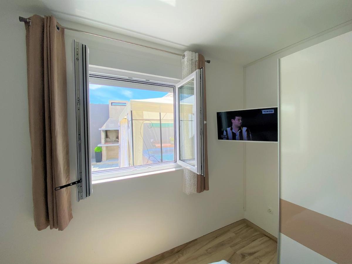 Lux Apartment Sea Shell With Jacuzzi Makarska Bagian luar foto