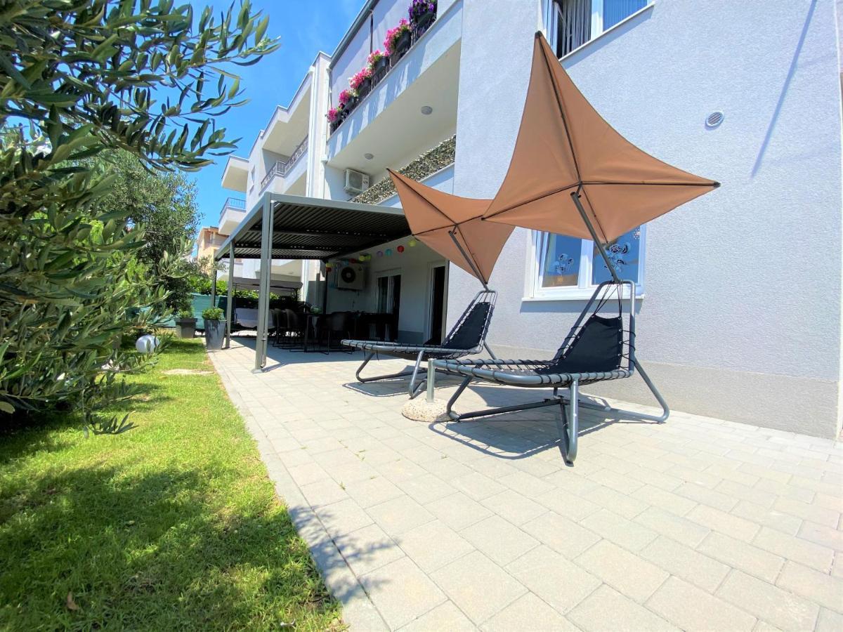 Lux Apartment Sea Shell With Jacuzzi Makarska Bagian luar foto
